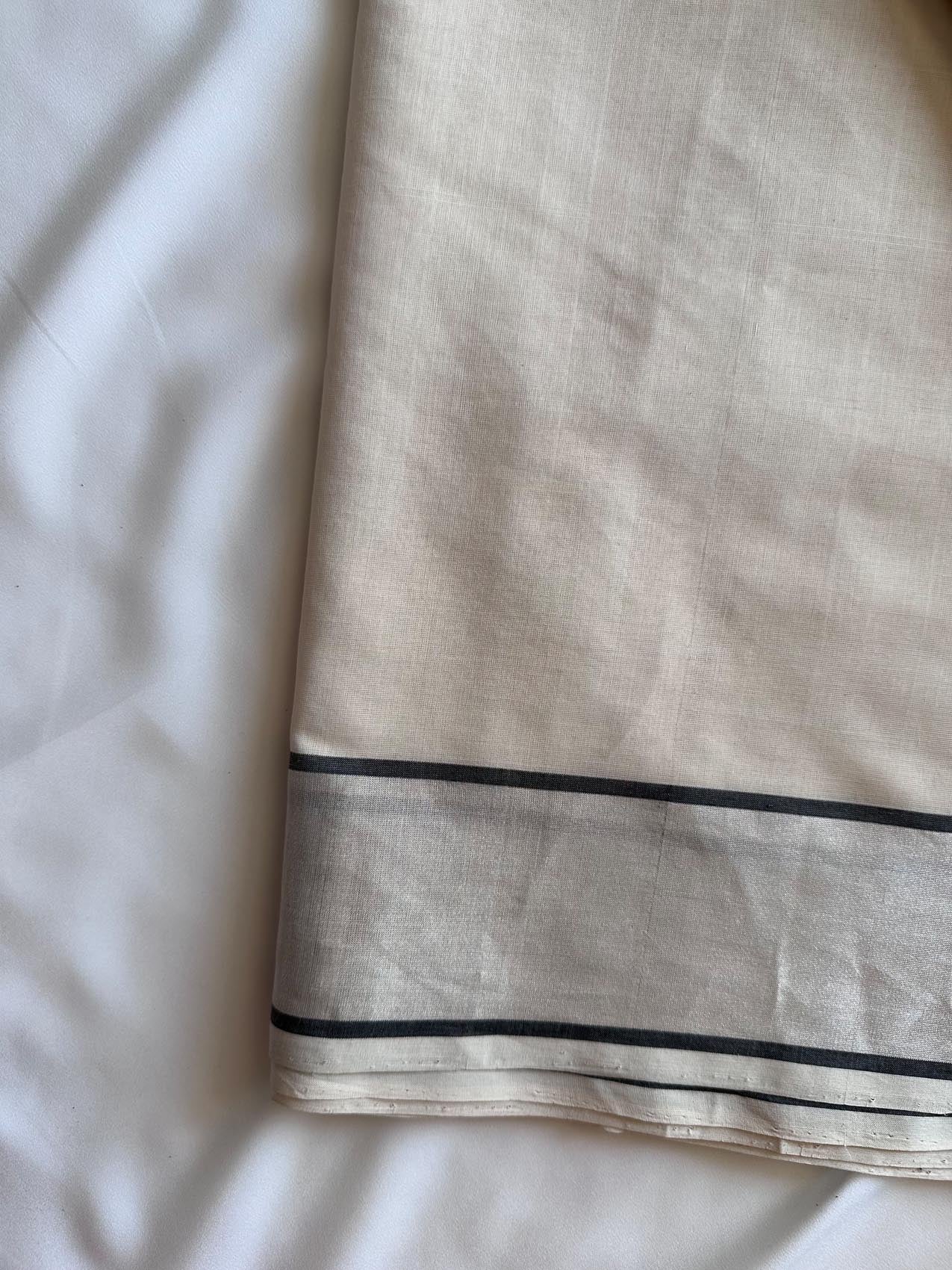 Kritika Handwoven Cotton Kasavu Saree